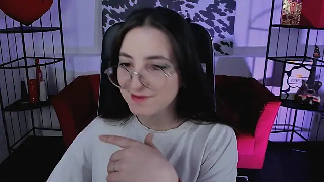 VirtuallVoyant online show from 04.15.26