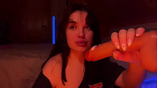 Crucio online show from 02.21.26