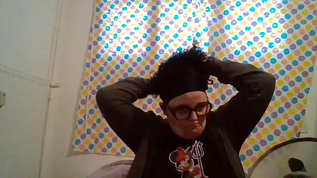 Snapshot of moulette7 chatting on 04.21.26 moulette7 online show from 04.21.26