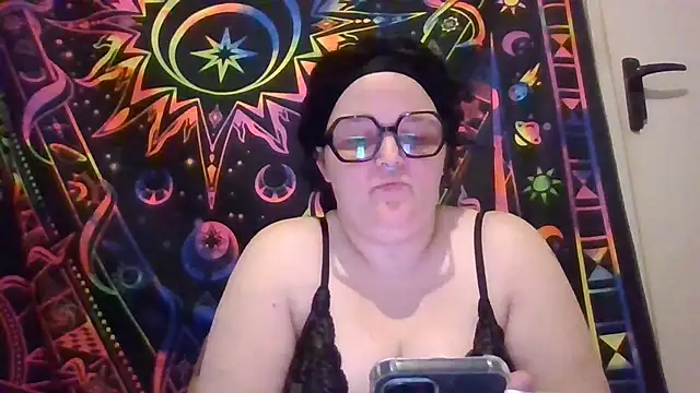 Snapshot of moulette7 chatting on 04.23.26 moulette7 online show from 04.23.26