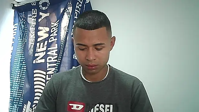  Logan Colton  online show from 09.09.25