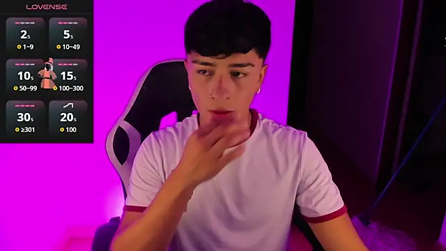 Snapshot of Matheewx_m chatting on 09.11.25 Matheewx m online show from 09.11.25