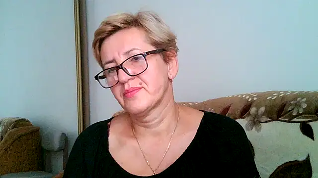 Snapshot of Dana4921 chatting on 09.17.25 Dana4921 online show from 09.17.25