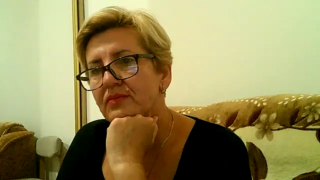 Snapshot of Dana4921 chatting on 09.18.25 Dana4921 online show from 09.18.25