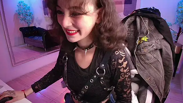 Snapshot of Infernus_vana666 chatting on 10.15.25 Infernus vana666 online show from 10.15.25