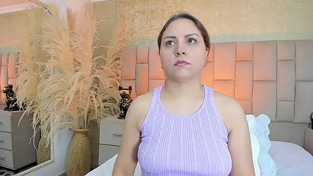 cloesummerr  online show from 12.05.25