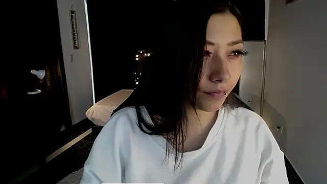 Mia 1120 online show from 09.09.25