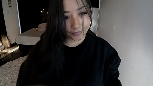 Mia 1120 online show from 09.11.25