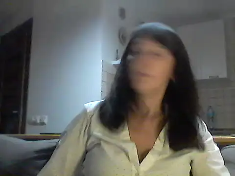 Snapshot of Elena48324 chatting on 10.02.25 Elena48324 online show from 10.02.25