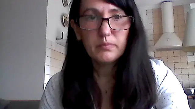 Snapshot of Elena48324 chatting on 04.26.26 Elena48324 online show from 04.26.26