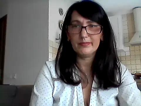Snapshot of Elena48324 chatting on 05.09.26 Elena48324 online show from 05.09.26