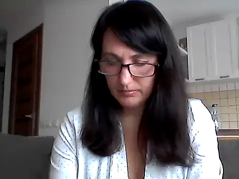 Snapshot of Elena48324 chatting on 05.16.26 Elena48324 online show from 05.16.26