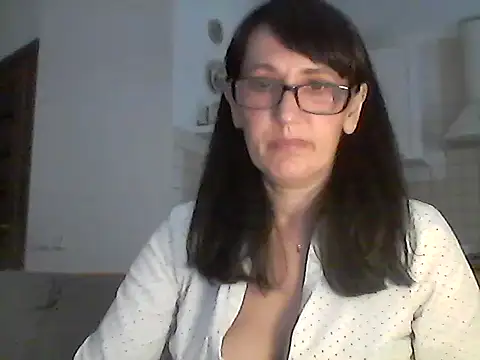 Snapshot of Elena48324 chatting on 06.16.26 Elena48324 online show from 06.16.26
