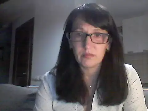 Snapshot of Elena48324 chatting on 06.17.26 Elena48324 online show from 06.17.26