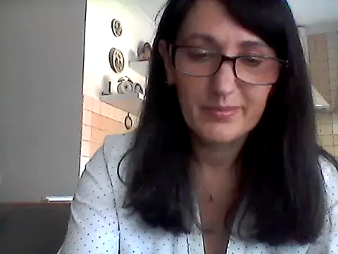 Snapshot of Elena48324 chatting on 06.18.26 Elena48324 online show from 06.18.26