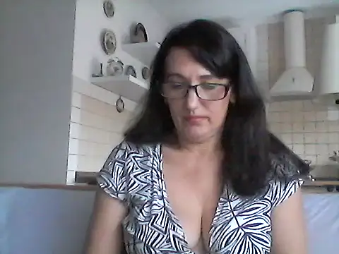 Snapshot of Elena48324 chatting on 07.10.26 Elena48324 online show from 07.10.26