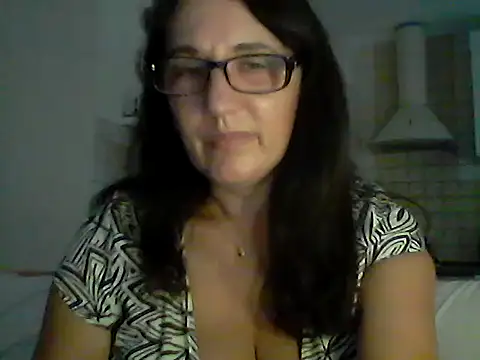 Snapshot of Elena48324 chatting on 07.31.26 Elena48324 online show from 07.31.26