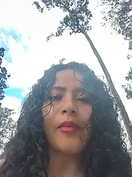 Snapshot of Yaya_watson chatting on 07.14.26 Yaya watson online show from 07.14.26