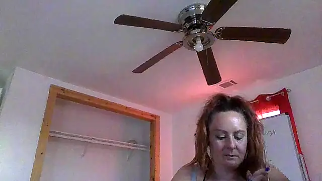 Snapshot of HarmonyRayWishes chatting on 11.15.25 HarmonyRayWishes online show from 11.15.25