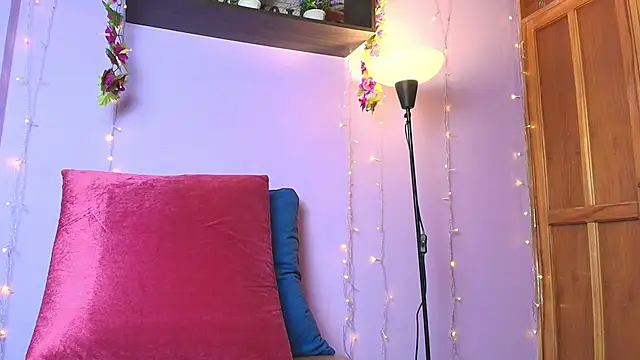 Dafne Mel online show from 11.06.25