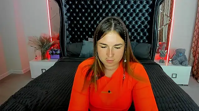 Snapshot of Sofii_darling chatting on 07.19.26 Sofii darling online show from 07.19.26