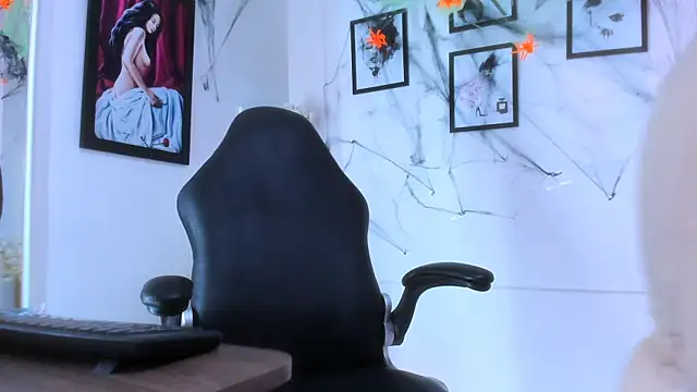 Ariana costa online show from 10.29.25