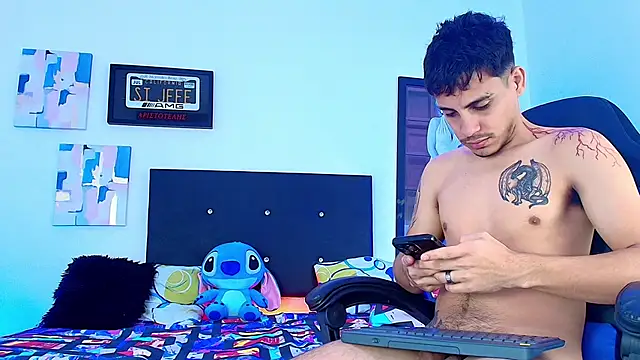 Snapshot of Luke_Stone chatting on 09.24.25 Luke Stone online show from 09.24.25