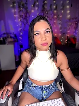 Debora-1010 online show from 12.15.25