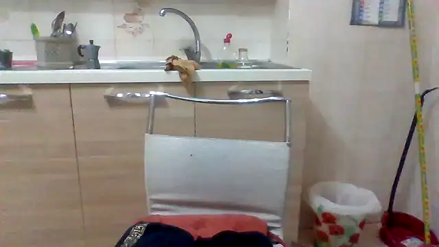 Kelly80 online show from 10.10.25