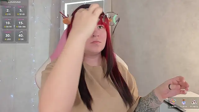 Michelle Wilsson online show from 12.23.25