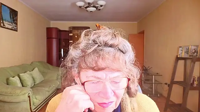 Betty Brick online show from 01.14.26