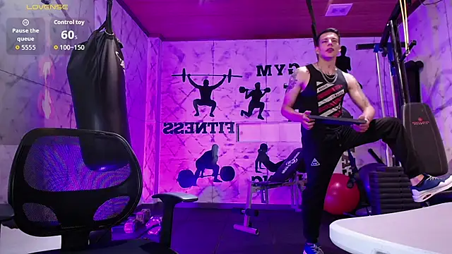 Snapshot of Dustin_Sonne chatting on 09.29.25 Dustin Sonne online show from 09.29.25