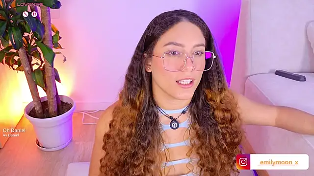 onlyemily  online show from 04.06.26