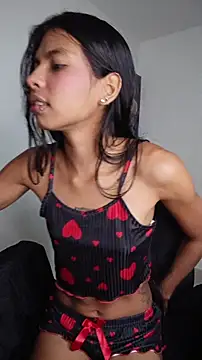 Snapshot of NovaTemptress chatting on 05.17.26 NovaTemptress online show from 05.17.26