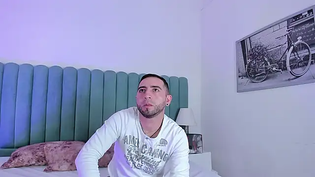 Lushian  online show from 02.04.26