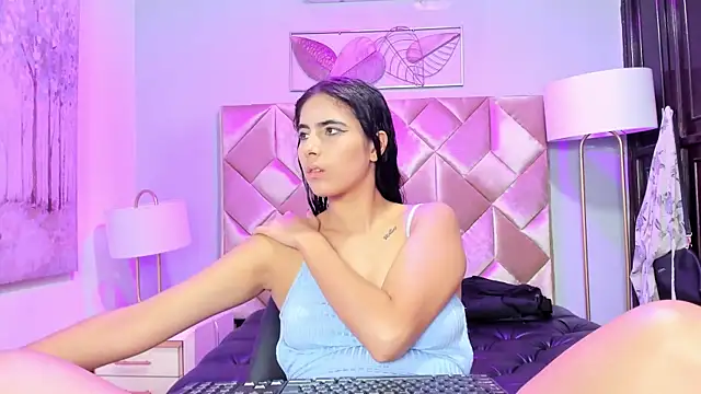 DanniaKross online show from 09.20.25