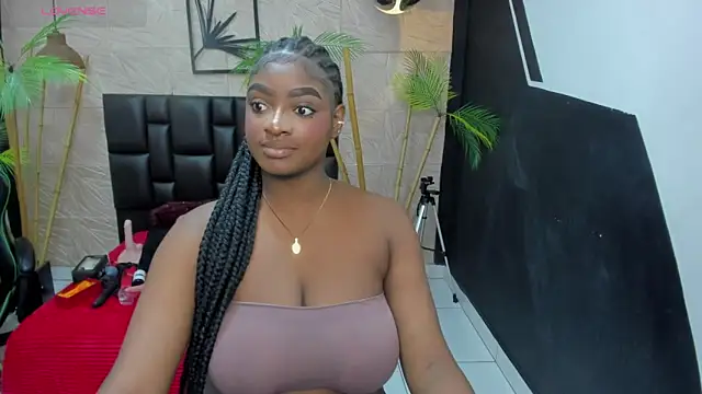 Snapshot of alana_bonny chatting on 05.17.26 alana bonny online show from 05.17.26