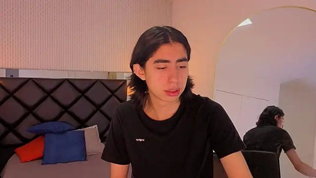 ryo light online show from 10.13.25