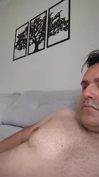 Snapshot of LeoMaduroSP chatting on 02.14.26 LeoMaduroSP online show from 02.14.26