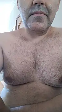 Snapshot of LeoMaduroSP chatting on 03.17.26 LeoMaduroSP online show from 03.17.26