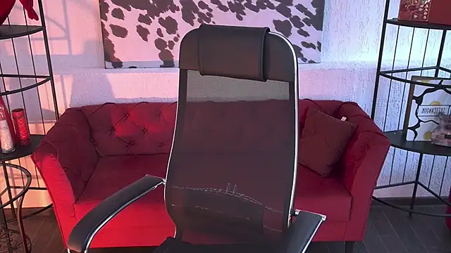 AvaDaviis online show from 02.18.26