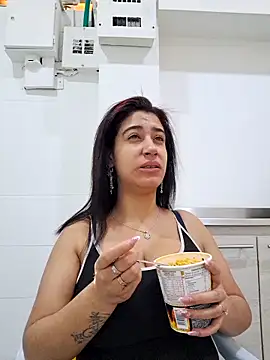 Samantha hotly online show from 04.03.26