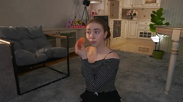 EadlinGillim online show from 04.17.26