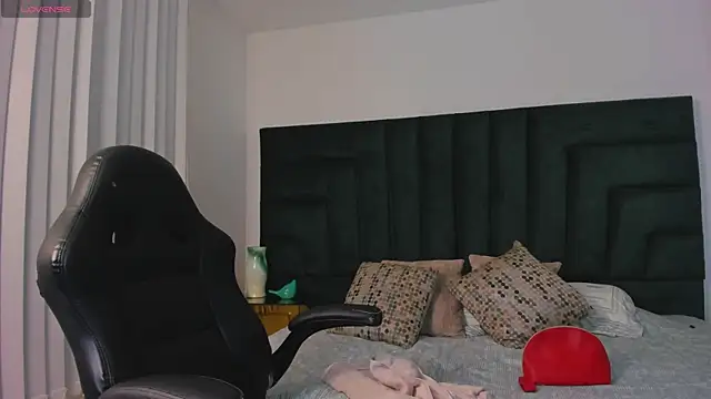 valerieMattson online show from 09.28.25