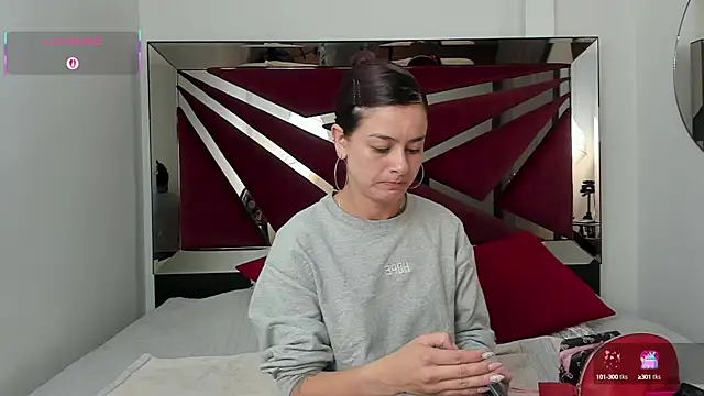 valerieMattson online show from 10.11.25