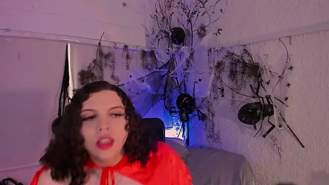 Snapshot of catleya_noire chatting on 10.31.25 catleya noire online show from 10.31.25