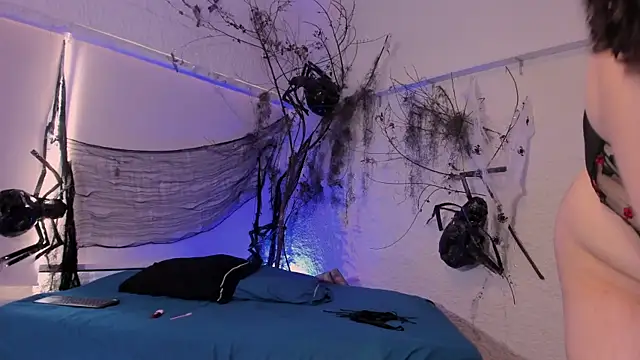 Snapshot of catleya_noire chatting on 11.04.25 catleya noire online show from 11.04.25