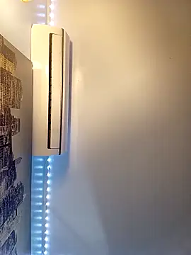 PrettyKittyMia online show from 10.02.25