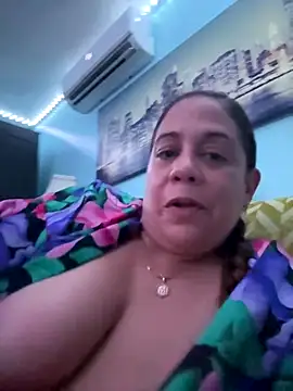 PrettyKittyMia online show from 10.08.25