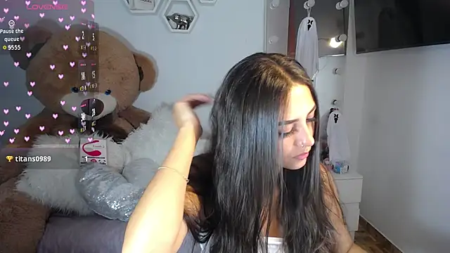 channel-rose1 online show from 10.27.25